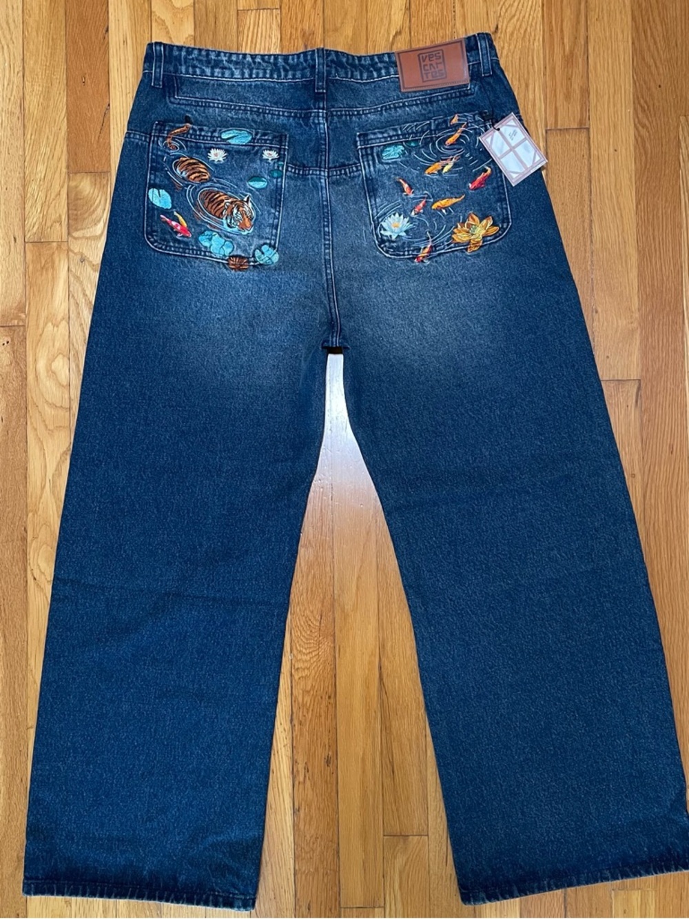 Vescartes Lily & Fang Embroidered Denim Edo Collection Indigo Jeans NWT